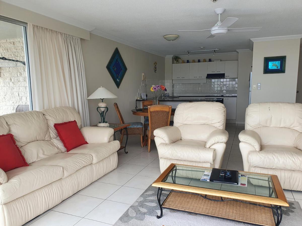 גולד קוסט Pacific Surf Absolute Beachfront Apartments מראה חיצוני תמונה