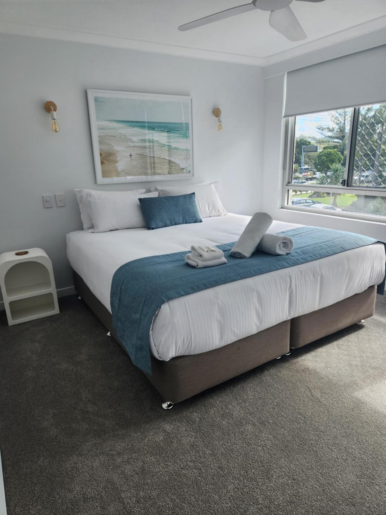 גולד קוסט Pacific Surf Absolute Beachfront Apartments מראה חיצוני תמונה