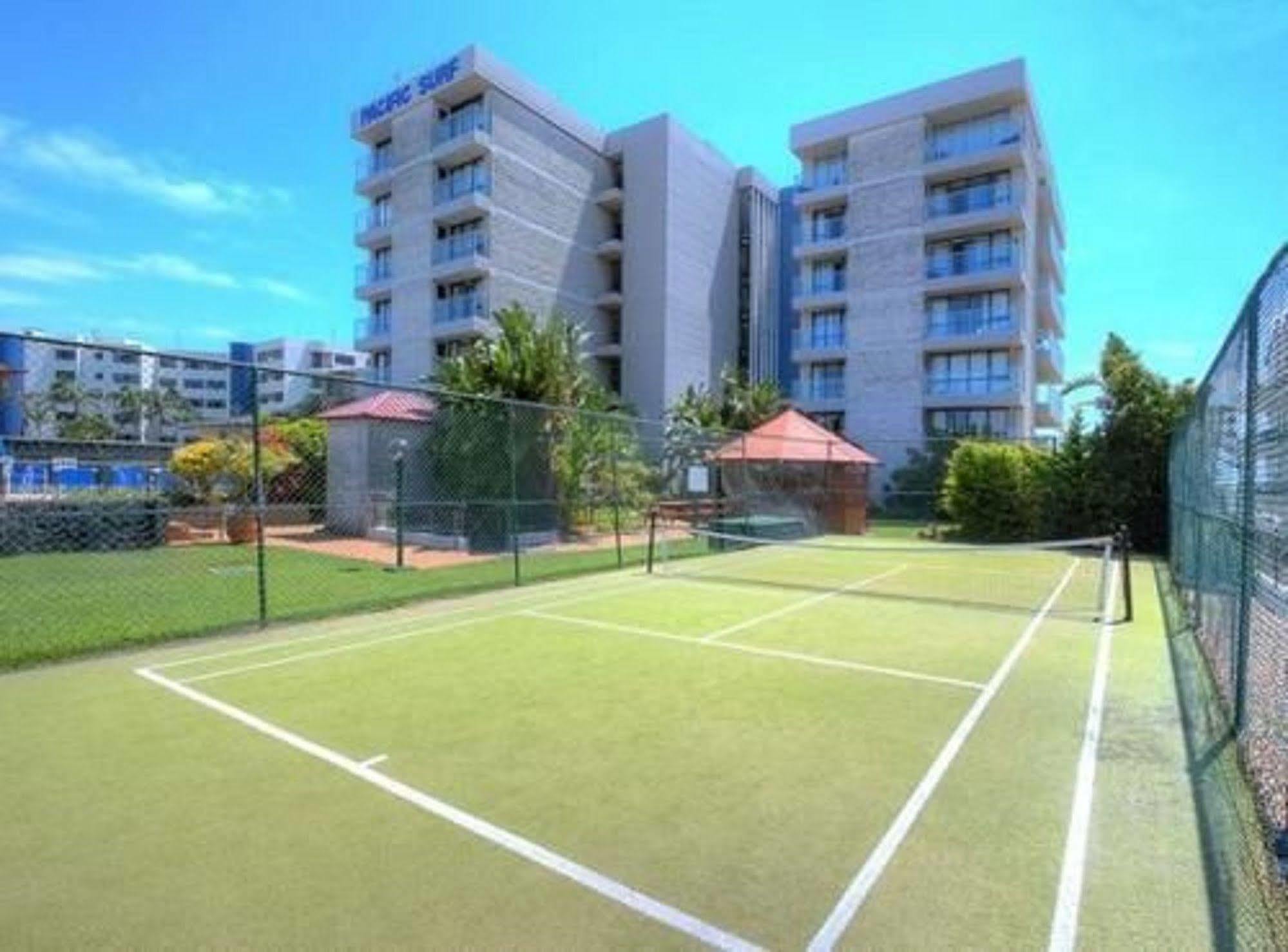 גולד קוסט Pacific Surf Absolute Beachfront Apartments מראה חיצוני תמונה